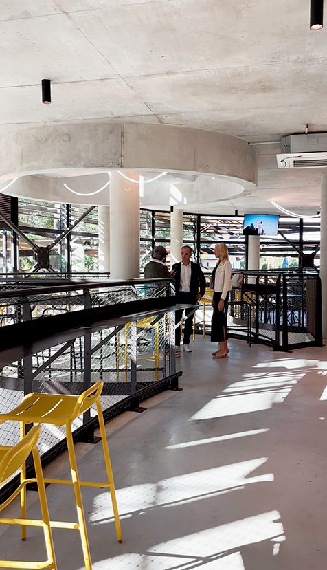 Un des espaces privatisables des Halles Védasiennes